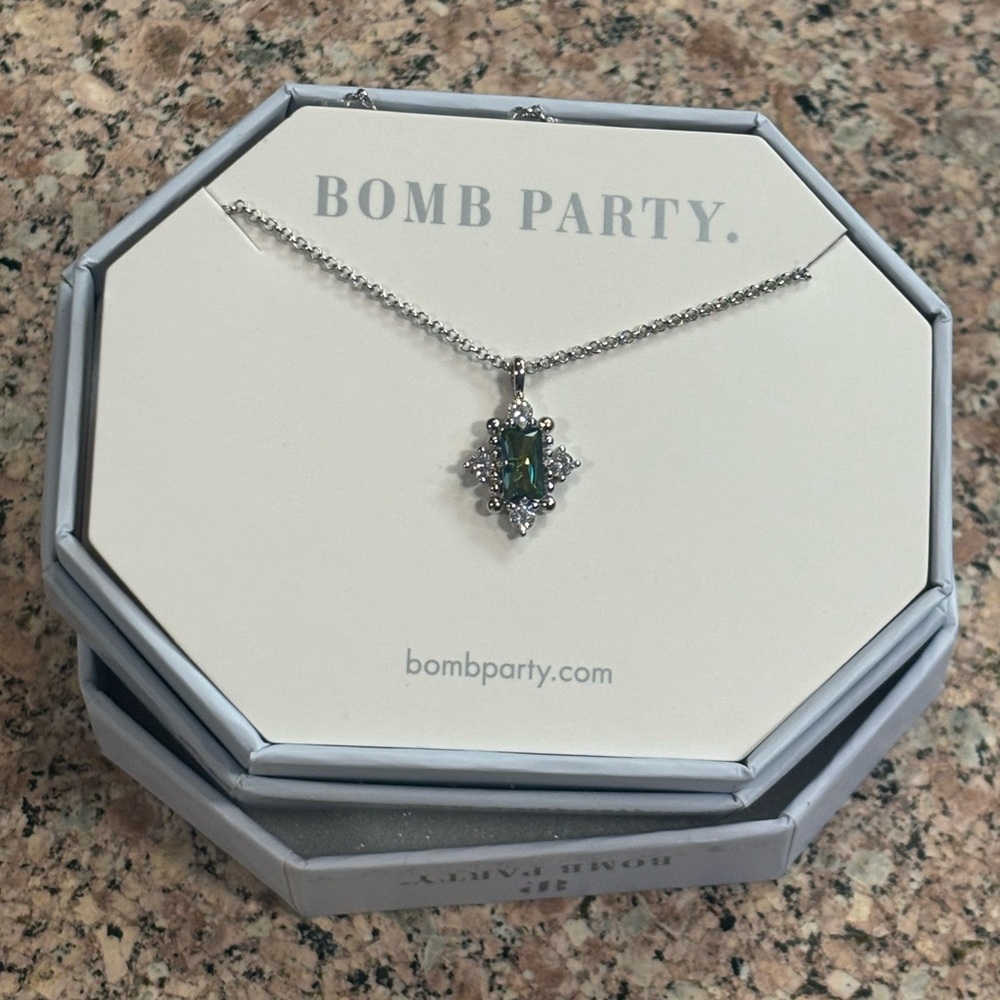 Bomb Party Lab Created Purple Rainbow Topaz Pendant Necklace NWT